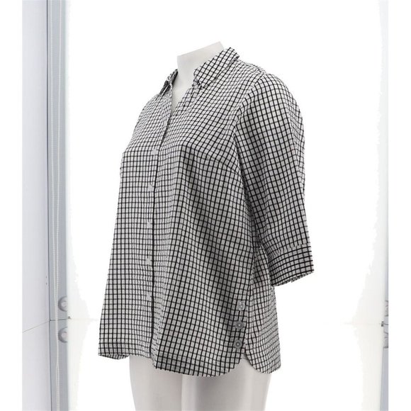 NWT JOAN RIVERS TEXTURED BUTTON FRONT SHIRT W/SIDE BUTTONS WHITE/BLACK XS, XXS - Picture 2 of 14